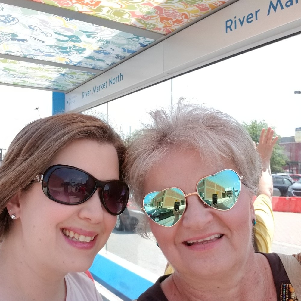 Meet your Posher, Linda